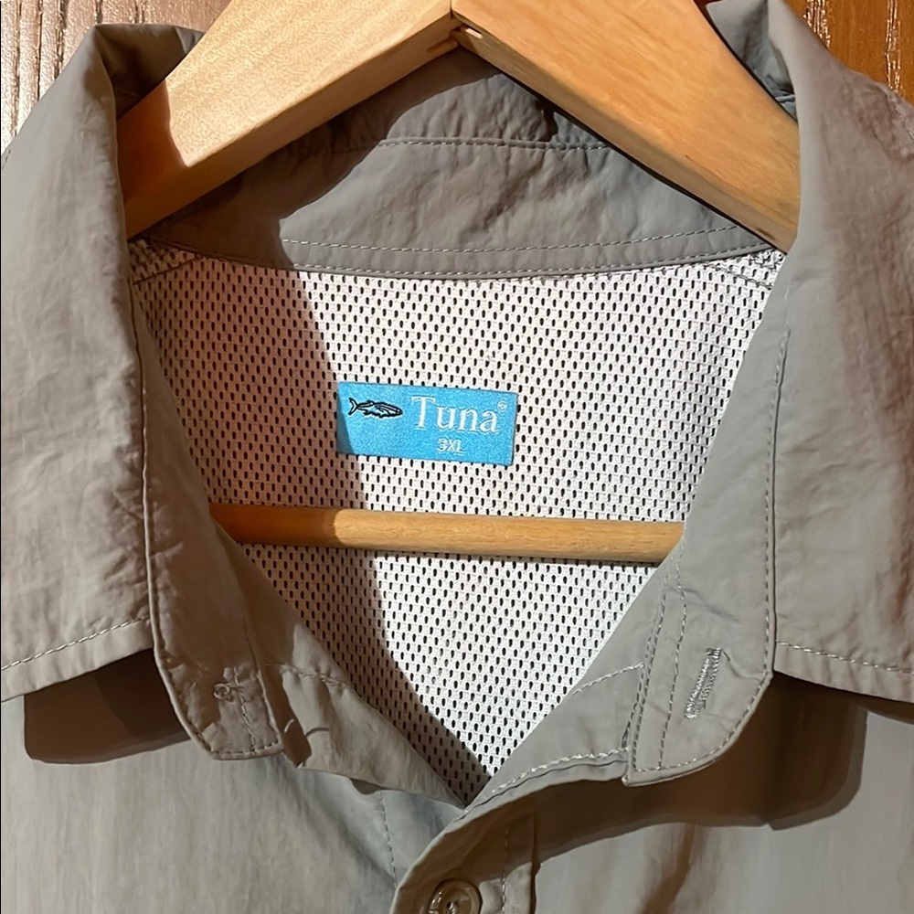 Tuna Grey Short Sleeve Button-Up Shirt Fishing - Picture 4 of 6